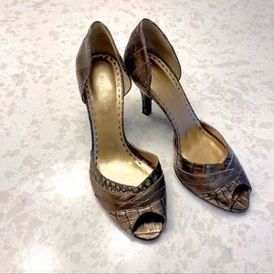 Gianni Bini “Desire” Peep Toe D’Orsay Pumps Croc Embossed Leather - Bronze - 8.5
